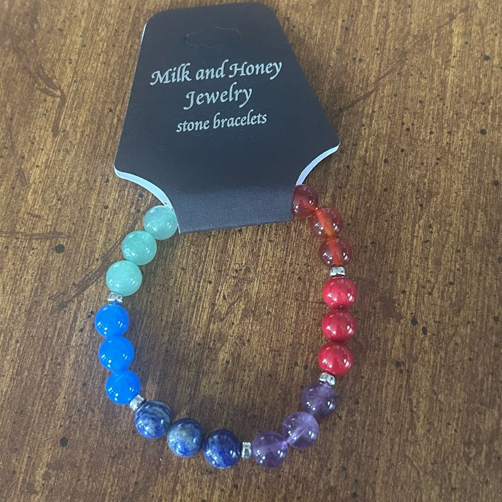 7 Chakra Stones Healing Yoga Rainbow Stretch Bracelet  (NWT)
